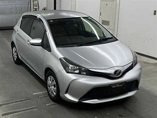 TOYOTA VITZ 2014