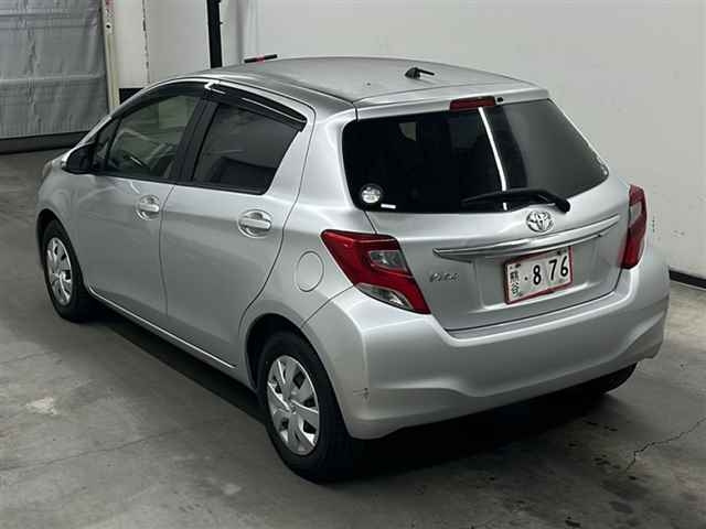 TOYOTA VITZ 2014
