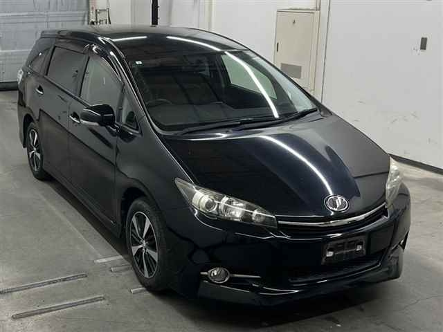 TOYOTA WISH 2017