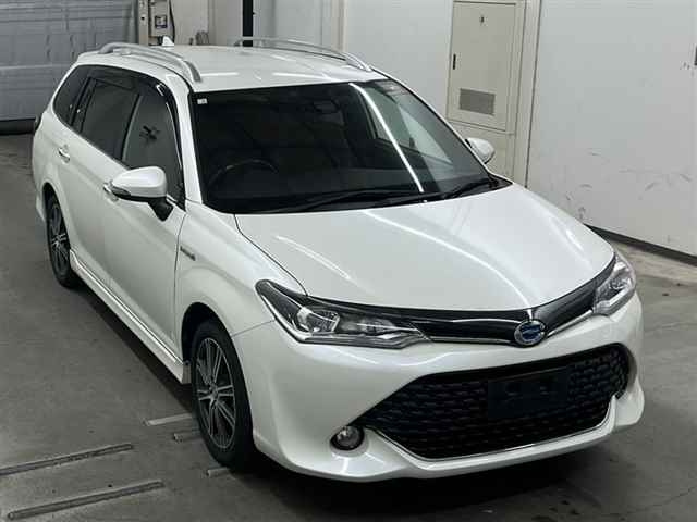 TOYOTA COROLLA FIELDER 2016