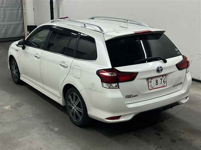 TOYOTA COROLLA FIELDER 2016