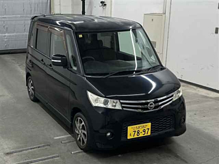 NISSAN ROOX 2010