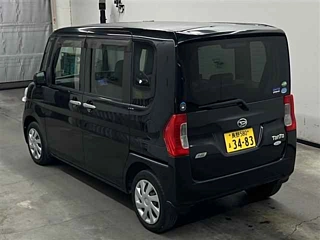 DAIHATSU TANTO 2015