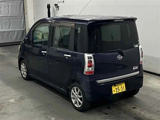 DAIHATSU TANTO EXE 2011
