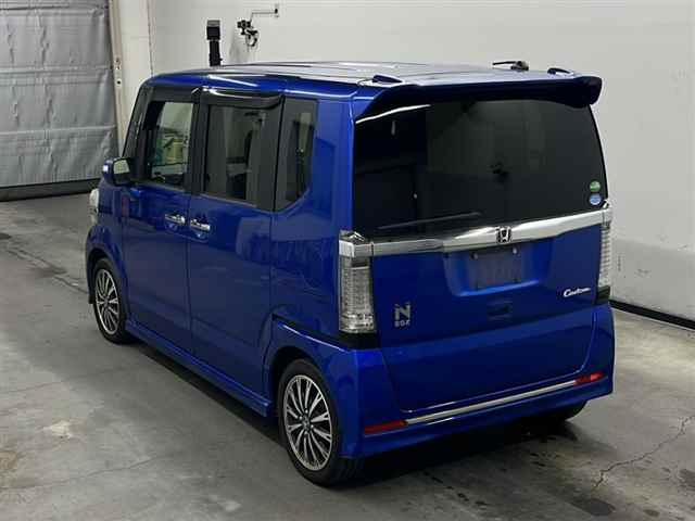 HONDA N BOX 2017