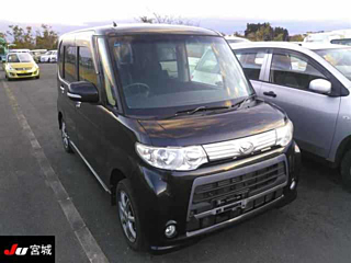 DAIHATSU TANTO 2010