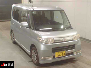 DAIHATSU TANTO 2008