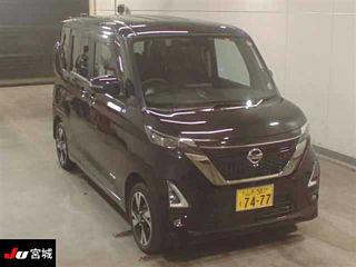 NISSAN ROOX 2023