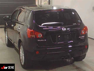 NISSAN DUALIS 2010