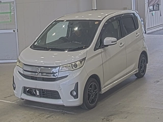 MITSUBISHI EK CUSTOM 2013