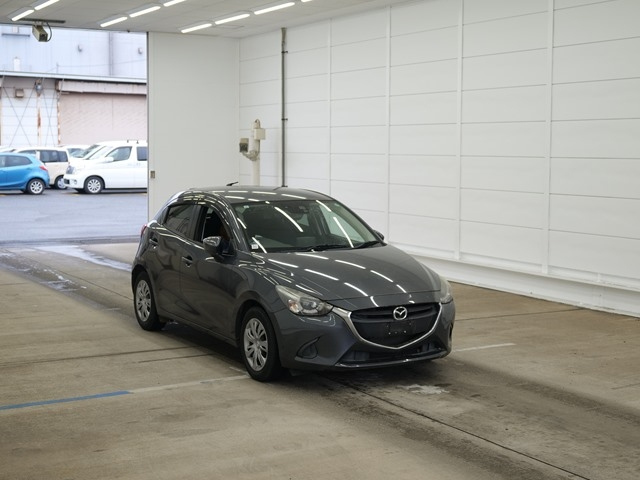 MAZDA DEMIO 2015