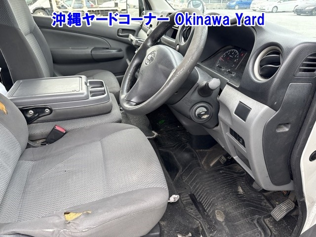 NISSAN CARAVAN VAN 2012