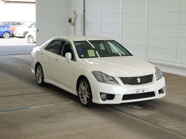 TOYOTA CROWN 2012