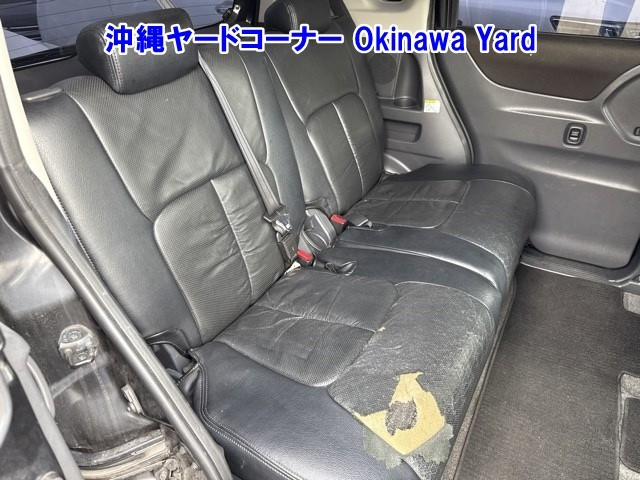 MITSUBISHI DELICA D2 2011