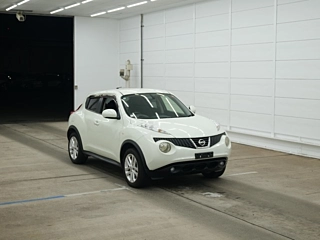 NISSAN JUKE 2012