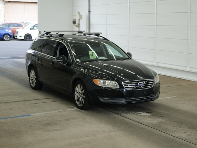 VOLVO V70 2014