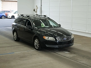 VOLVO V70 2014