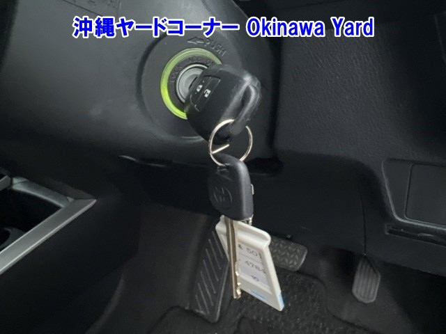 TOYOTA COROLLA FIELDER 2016