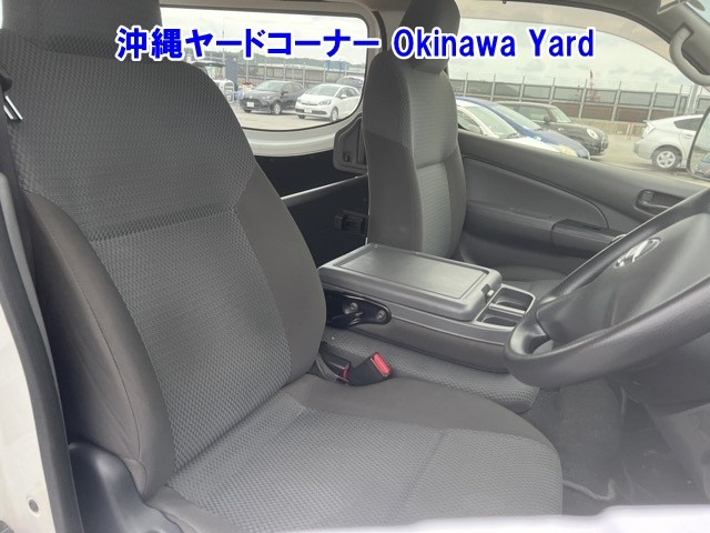 NISSAN CARAVAN VAN 2016