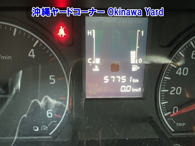 NISSAN CARAVAN VAN 2016