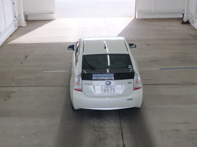 TOYOTA PRIUS 2010