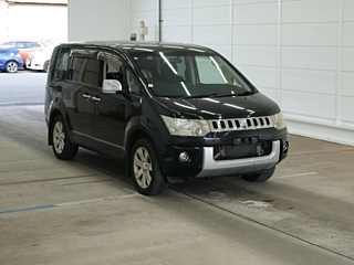 MITSUBISHI DELICA D5 2013