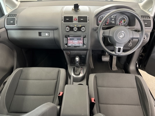 VOLKSWAGEN GOLF TOURAN 2012