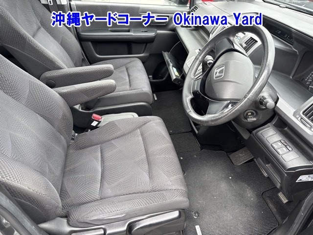 HONDA STEP WAGON 2011