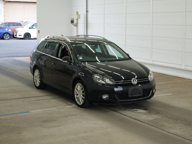 VOLKSWAGEN GOLF VARIANT 2011
