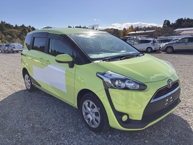 TOYOTA SIENTA 2018