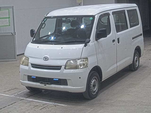 TOYOTA LITE ACE VAN 2013