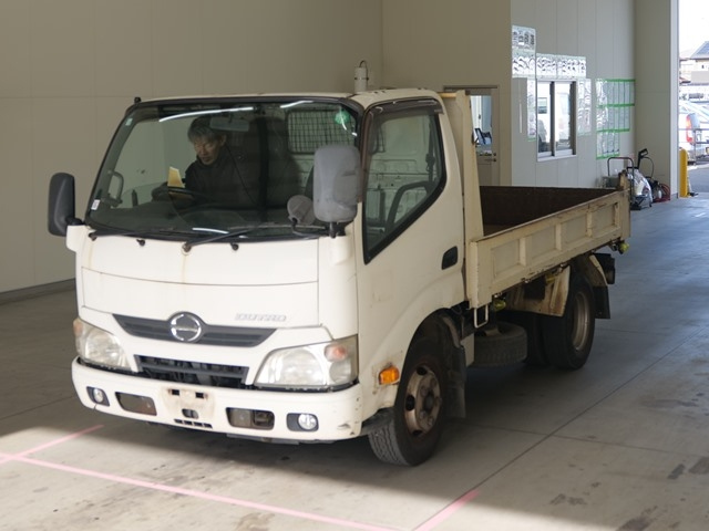 HINO DUTRO 2011