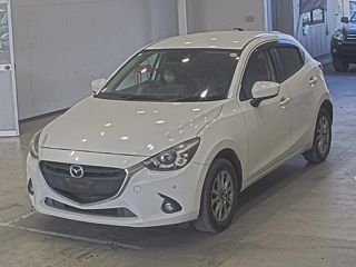 MAZDA DEMIO 2015