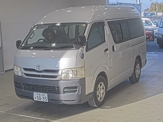 TOYOTA HIACE VAN 2009