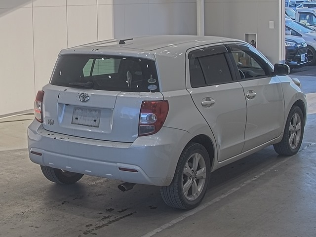 TOYOTA IST 2009