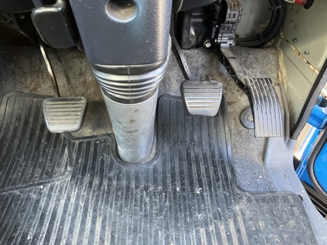 MITSUBISHI CANTER 2015