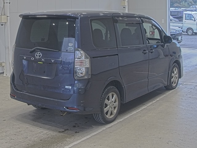 TOYOTA VOXY 2008