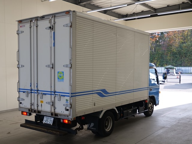 MITSUBISHI CANTER 2015