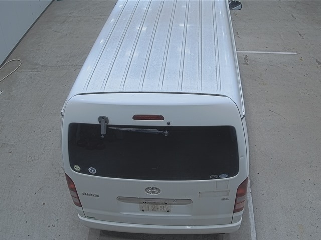 TOYOTA HIACE 2010