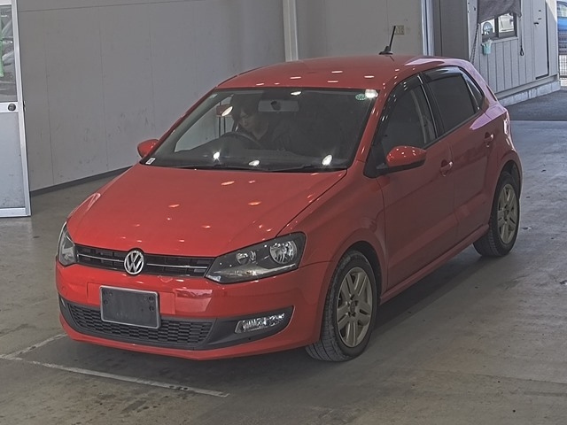 VOLKSWAGEN POLO 2014