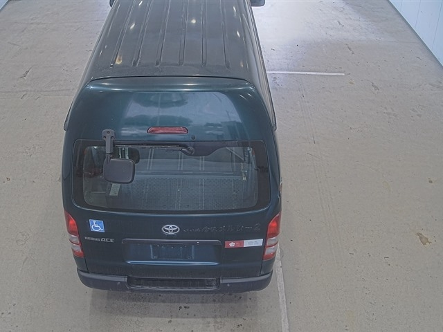 TOYOTA REGIUS ACE VAN 2009