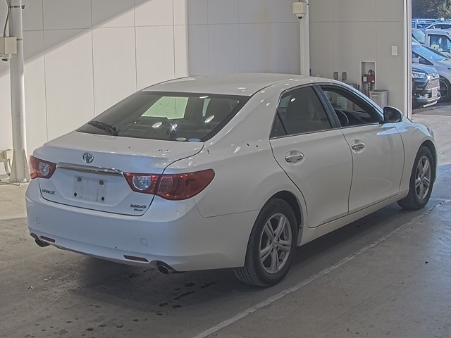 TOYOTA MARK X 2012
