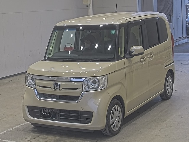 HONDA N BOX 2018
