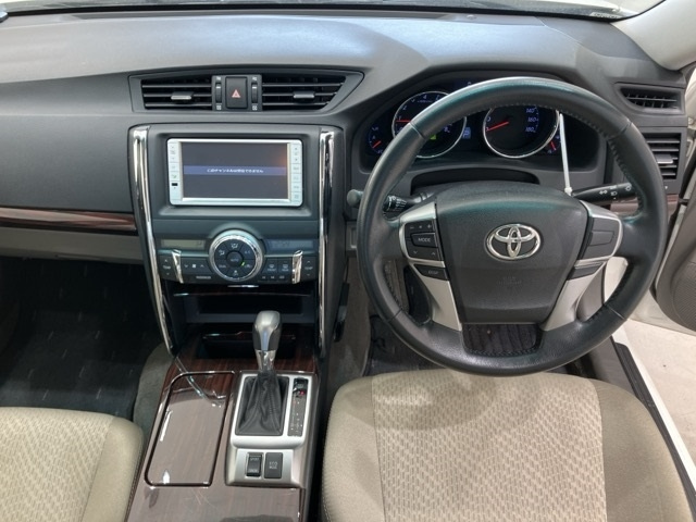 TOYOTA MARK X 2012