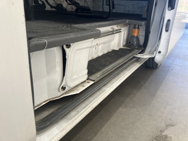 NISSAN CARAVAN VAN 2014