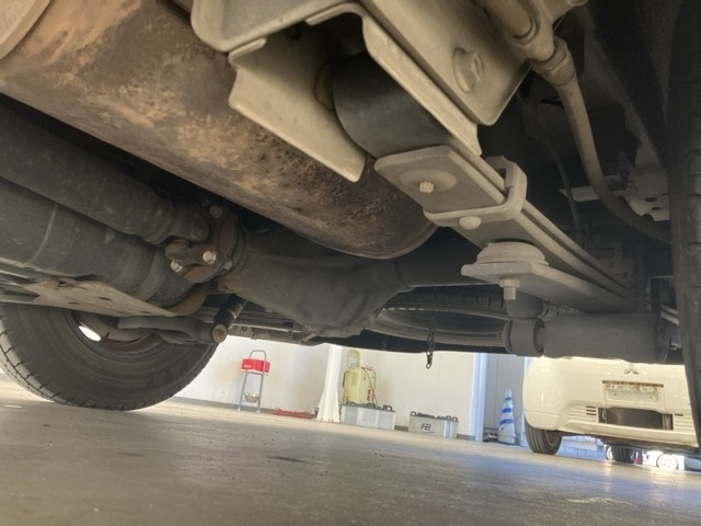 NISSAN CARAVAN VAN 2014