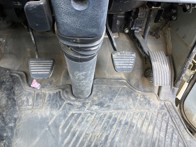 MITSUBISHI CANTER 2015