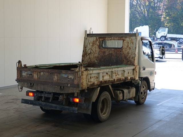 MITSUBISHI CANTER 2015