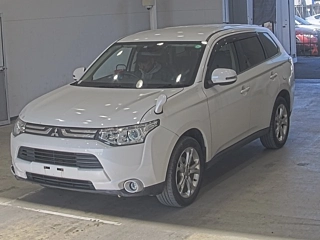 MITSUBISHI OUTLANDER 2013