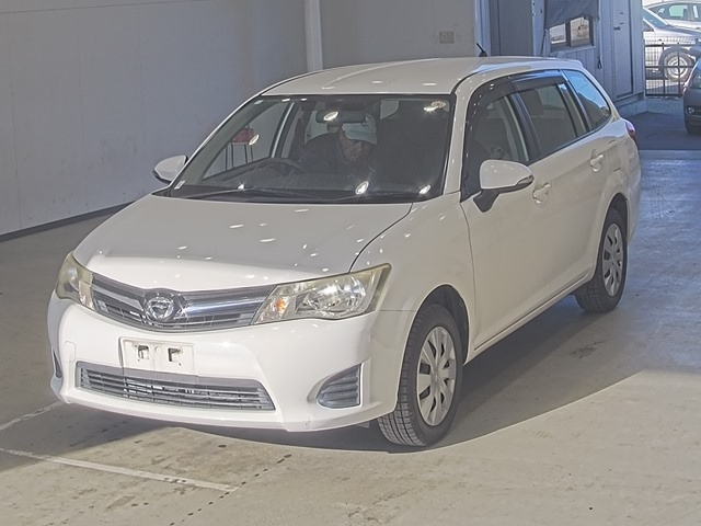 TOYOTA COROLLA FIELDER 2013